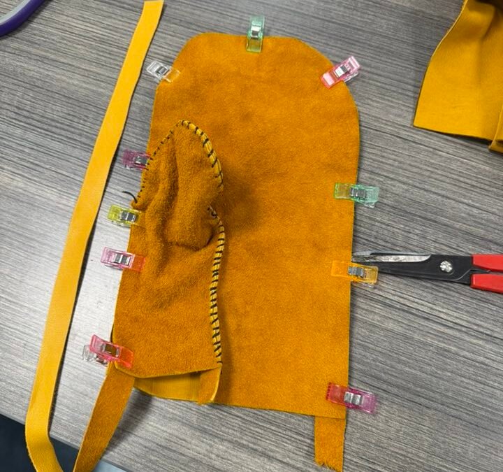 Mitten Making Workshop with City Indian Crafts